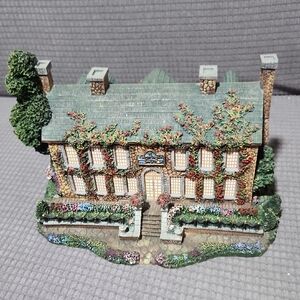 Charming Miniature House with Floral Details From The Hawthorne Collection